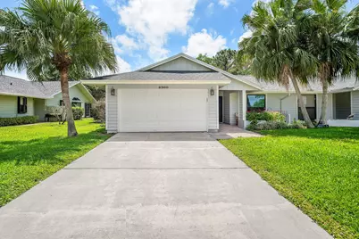 8560 SE Eaglewood Way, Hobe Sound, FL 33455 - Photo 1