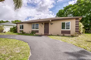 19468 Delaware Cir, Boca Raton, FL 33434 - Photo 1