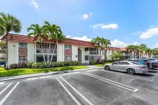 22725 SW 66th Ave SW, Boca Raton, FL 33428 - Photo 1