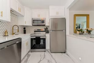 1830 Embassy Dr, West Palm Beach, FL 33401 - Photo 1
