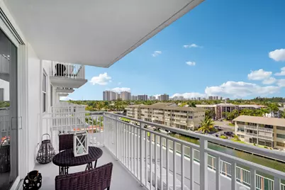 427 Golden Isles Drive #6d, Hallandale Beach, FL 33009 - Photo 1
