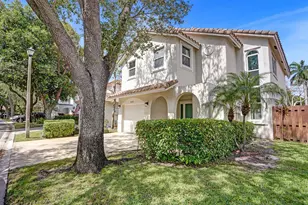 9821 NW 5th Pl, Plantation, FL 33324 - Photo 1