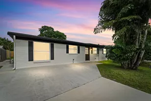 3797 Bahama Rd, Palm Beach Gardens, FL 33410 - Photo 1