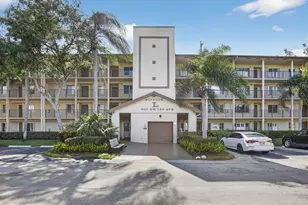900 SW 142nd Ave, Pembroke Pines, FL 33027 - Photo 1