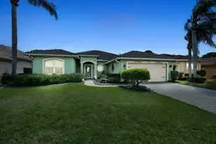529 Waverly Cir, Port Saint Lucie, FL 34983 - Photo 1