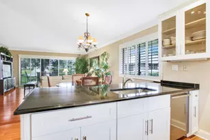 915 Club Dr, Palm Beach Gardens, FL 33418 - Photo 1