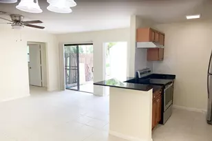 13 Crossings Cir, Boynton Beach, FL 33435 - Photo 1