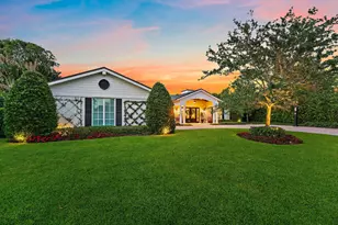 824 Country Club Dr, North Palm Beach, FL 33408 - Photo 1