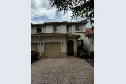 1868 NW 79th Way, Pembroke Pines, FL 33024 - Photo 1