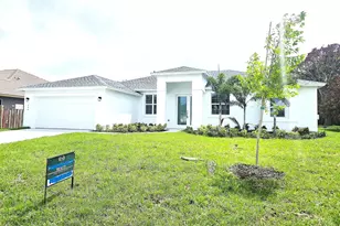 758 SW McCoy Ave, Port Saint Lucie, FL 34953 - Photo 1