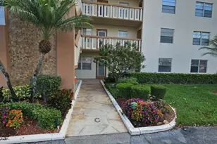 1039 Newcastle C, Boca Raton, FL 33434 - Photo 1