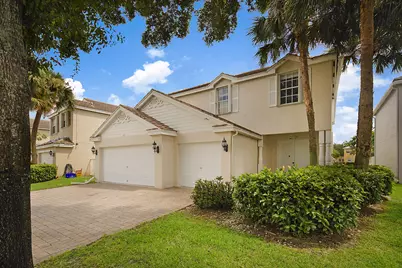 122 Kensington Way, Royal Palm Beach, FL 33414 - Photo 1