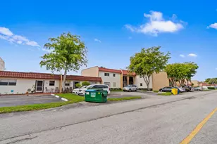 132 Lake Carol Dr, West Palm Beach, FL 33411 - Photo 1