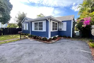 712 Tuscaloosa St, West Palm Beach, FL 33405 - Photo 1