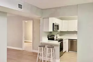 470 NW 20th St, Boca Raton, FL 33431 - Photo 1