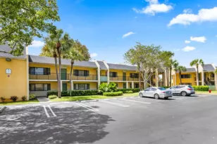 507 Meadows Cir, Boynton Beach, FL 33436 - Photo 1