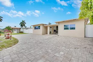 104 N 31st Ct, Hollywood, FL 33021 - Photo 1
