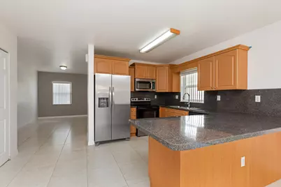 22 SW 6th Street #1, Hallandale Beach, FL 33009 - Photo 1