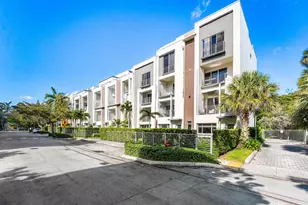 1034 NE 18th Ave, Fort Lauderdale, FL 33304 - Photo 1