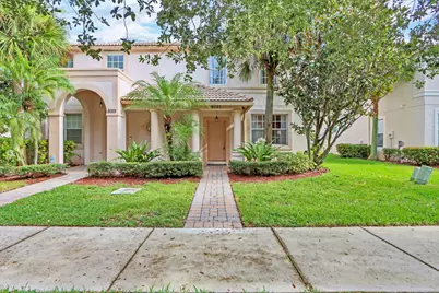8021 Murano Circle, Palm Beach Gardens, FL 33418 - Photo 1