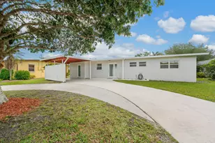 3041 SE Morningside Blvd, Port Saint Lucie, FL 34952 - Photo 1