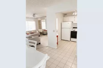 227 Dorset F, Boca Raton, FL 33434 - Photo 1