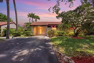 9258 Vista Del Lago, Boca Raton, FL 33428 - Photo 1