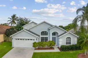 9 Meadows Park Ln, Boynton Beach, FL 33436 - Photo 1