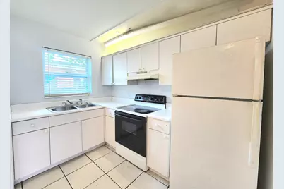 215 SW 1st Court #1-2, Pompano Beach, FL 33060 - Photo 1