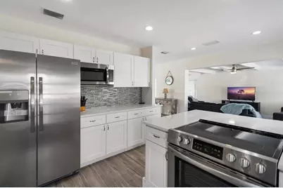 2501 NE 12th Street, Pompano Beach, FL 33062 - Photo 1