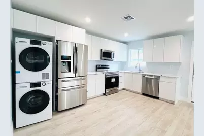 206 SE 1st Avenue #1, Delray Beach, FL 33444 - Photo 1