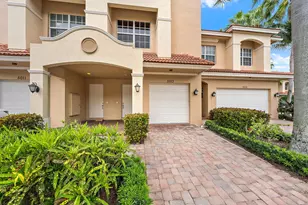 5013 W Vine Cliff Way W, Palm Beach Gardens, FL 33418 - Photo 1