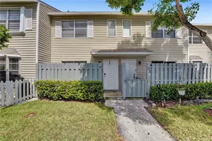 55 SW 3rd St, Pompano Beach, FL 33060 - Photo 1