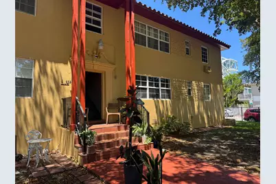605 84th Street, Miami Beach, FL 33141 - Photo 1