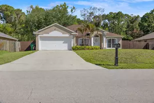538 SW Comet Terrace, Port Saint Lucie, FL 34953 - Photo 1
