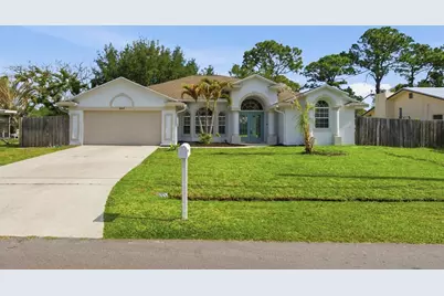 809 SE Lansdowne Avenue, Port Saint Lucie, FL 34983 - Photo 1