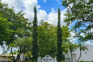 701 E Coco Plum Cir, Plantation, FL 33324 - Photo 1
