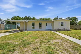 215 SE Airoso Blvd, Port Saint Lucie, FL 34983 - Photo 1