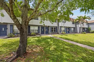 4656 NW 9th Dr, Plantation, FL 33317 - Photo 1