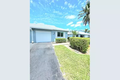 3931 Island Club Circle W, Lake Worth, FL 33462 - Photo 1