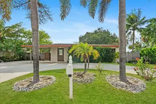 2831 N Seacrest Blvd, Boynton Beach, FL 33435 - Photo 1
