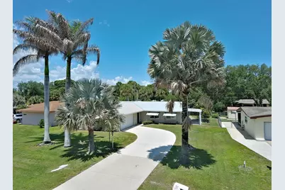 7410 Santa Rosa Parkway, Fort Pierce, FL 34951 - Photo 1