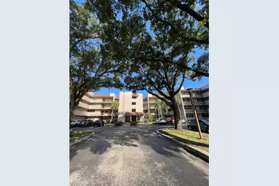 1811 Sabal Palm Drive #303, Davie, FL 33324 - Photo 1