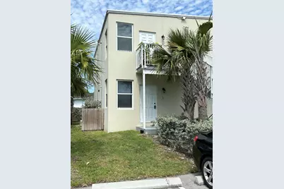 661 NW 21st Terrace, Fort Lauderdale, FL 33311 - Photo 1