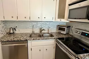 5700 NE 22nd Way, Fort Lauderdale, FL 33308 - Photo 1