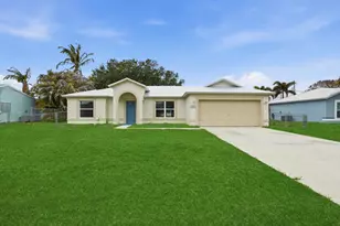 2574 SE Richmond St, Port Saint Lucie, FL 34952 - Photo 1