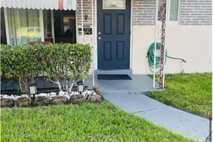 661 SW 29th Terrace, Fort Lauderdale, FL 33312 - Photo 1