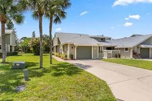 1526 SE Dewberry Ct, Port Saint Lucie, FL 34952 - Photo 1