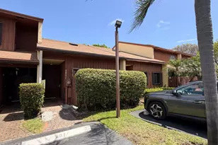 407 SE 14th St, Dania Beach, FL 33004 - Photo 1