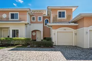2584 SW Stockbridge Sq Square SW, Vero Beach, FL 32962 - Photo 1